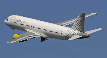 Перельоти у Європі по €9! Розпродаж 40 000 авіаквитків Vueling!
